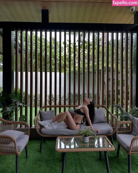 Micaella Raz beautiful model picture