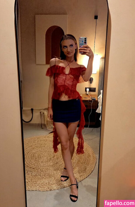 Natascha Summers exclusive model photos