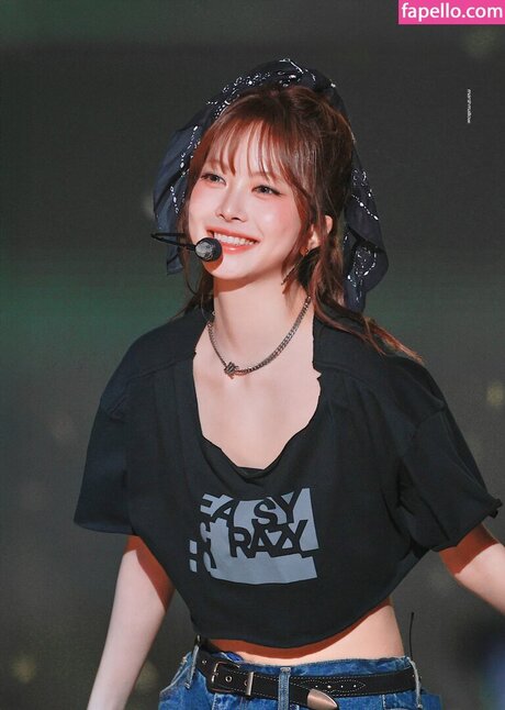 Hong Eunchae_ exclusive actress photo