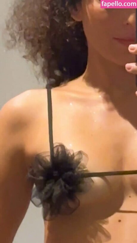 J lia Konrad nude actress gallery