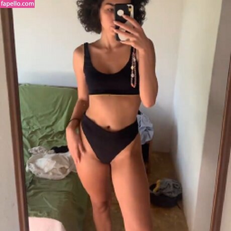 J lia Konrad model beautiful picture