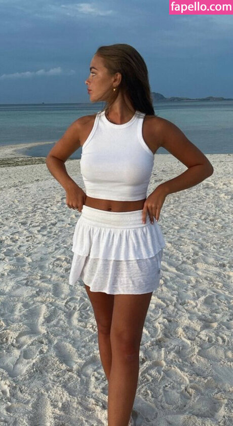 Nathildelinn star nude pics