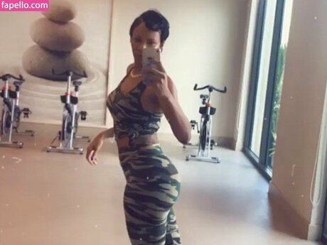 Tia Kemp star porn image