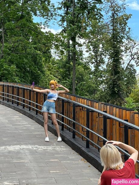 Cheremsha model pretty image