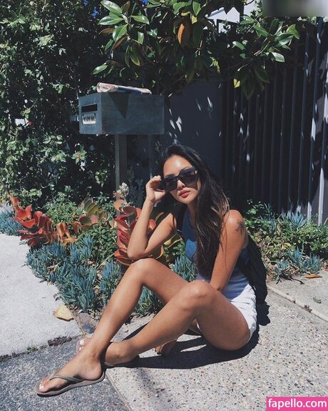 Chailee Son model exclusive image