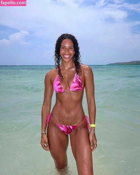 Savannah Pesante star photo