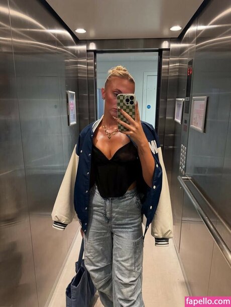 emwallbank adult actress pictures