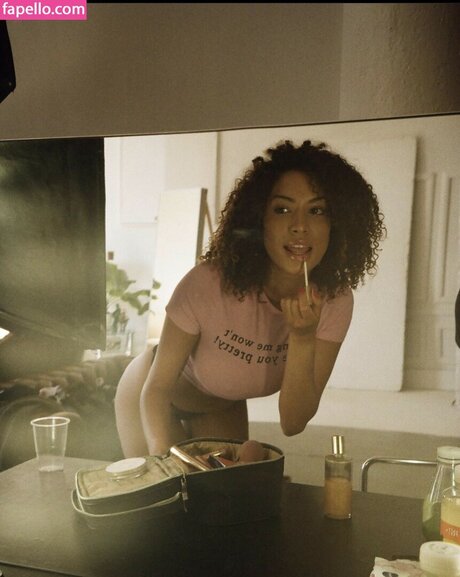 Melissa Patricia model adult galleries