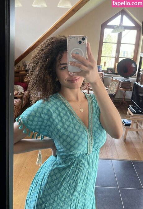 Melissa Patricia star best gallery