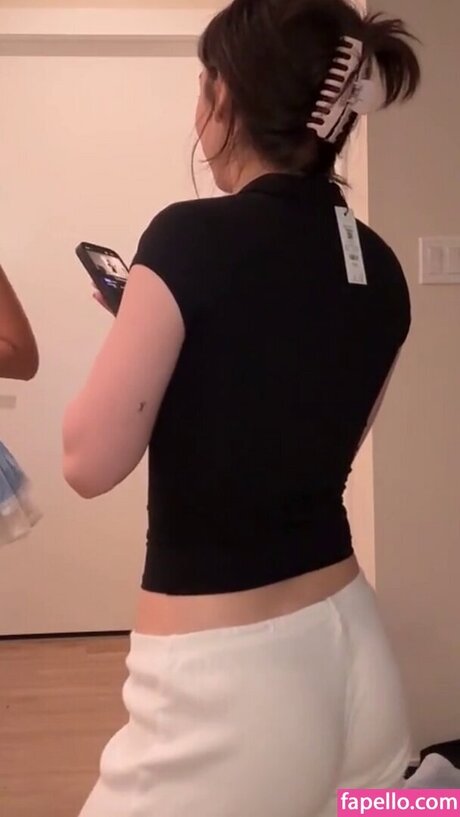 Sakura Shymko naked star pictures