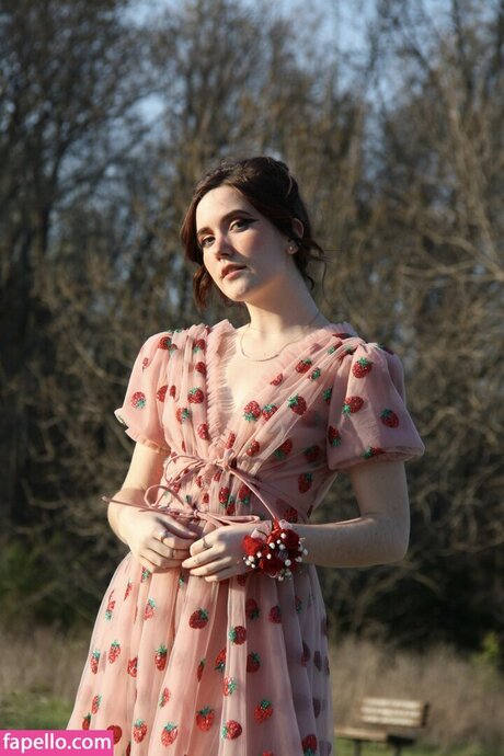 graciecatemakes actress images