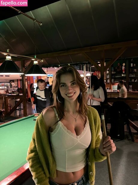 Charleen Weiss star photos