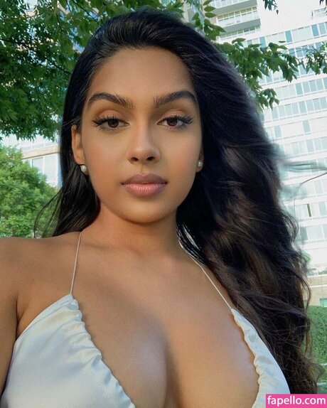 kelliexny xxx actress photos