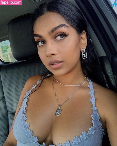 kelliexny model free photo