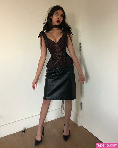 Anika Vishwanath pornstar pretty photos