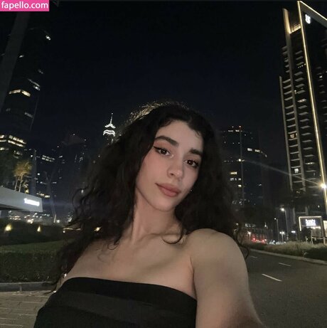 ayaattt pretty actress photo