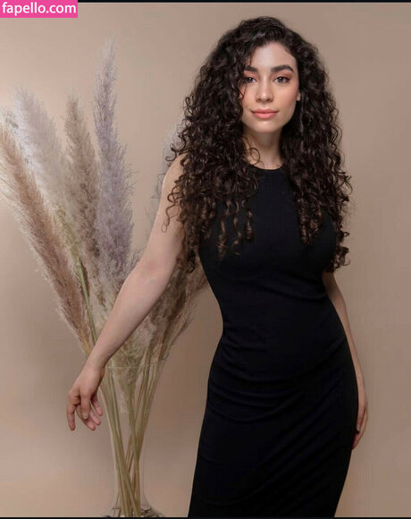 ayaattt hot star galleries