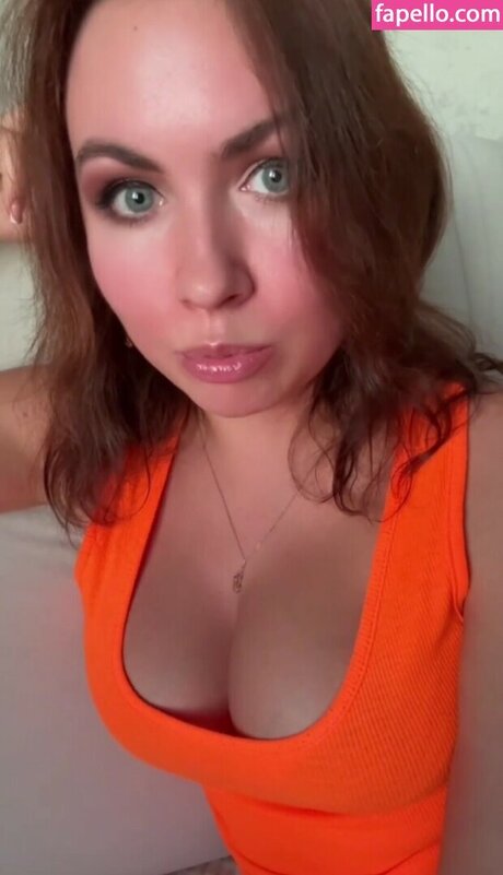 Nika Kolosova pretty star images