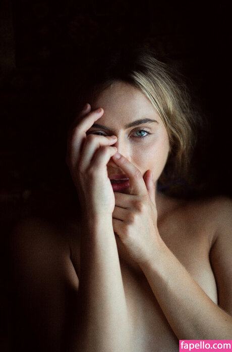 Charlotte Mckee model sex pictures