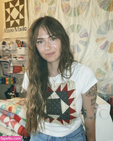 roromuffins nude pornstar images