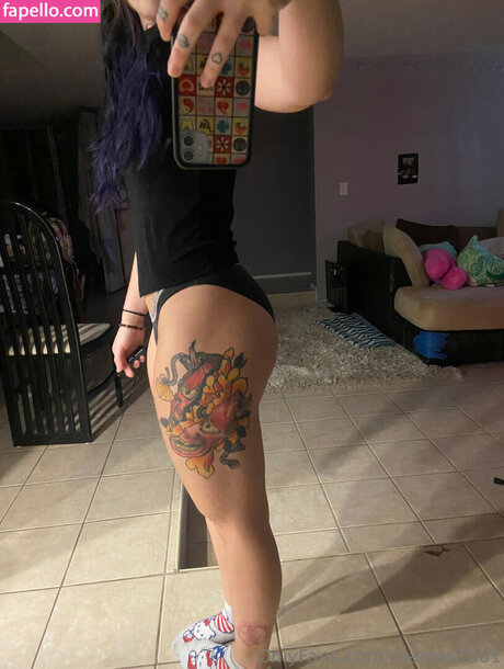 Mars 2001 pornstar photo