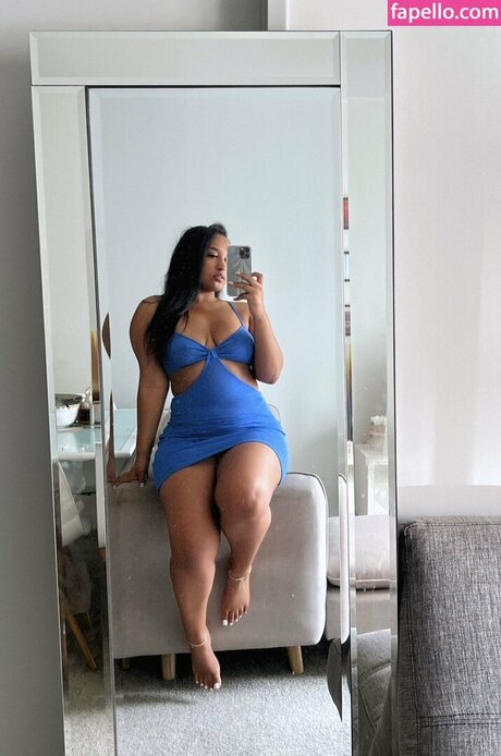 Melanadavids art actress photo