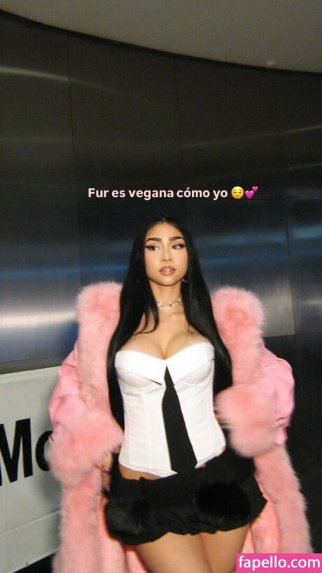 Paloma Mami xxx model gallery