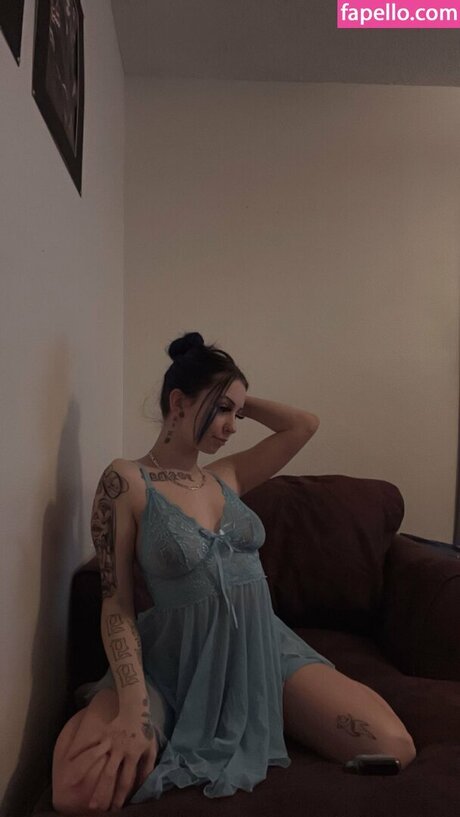 blue skyy21 model top gallery