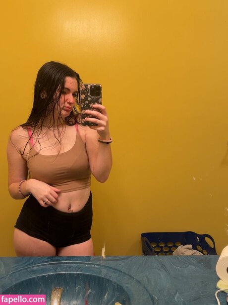 ashby20384 star exclusive picture