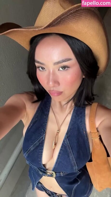 victrxia free star img