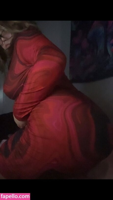 sacrificiala model naked photo