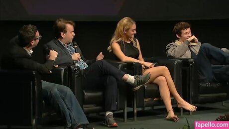 Grace Van Patten model beautiful pics