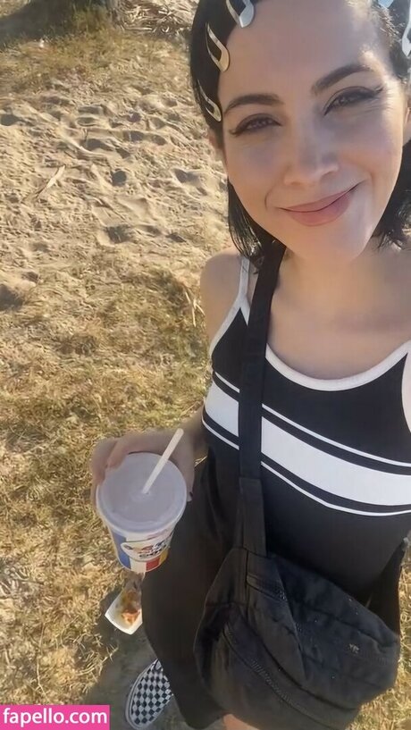 Luna Shadows nudes star picture