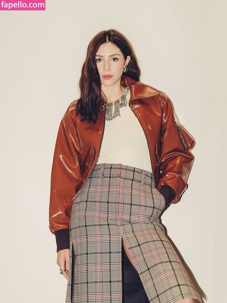 Hermione Corfield hot actress photos