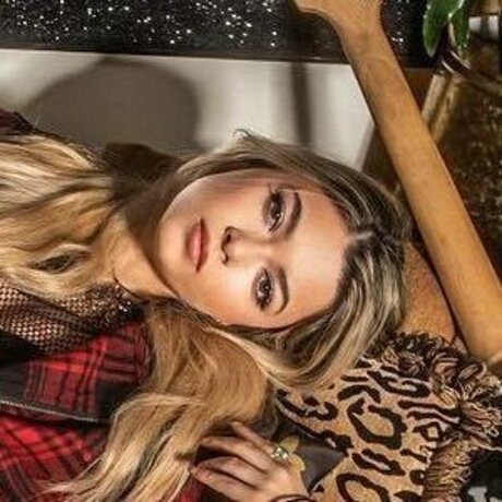 Nikki Hahn best actress pictures