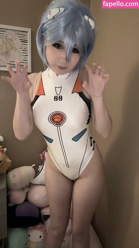 mewingava pornstar pic