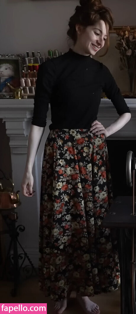 Bernadette Banner top model images