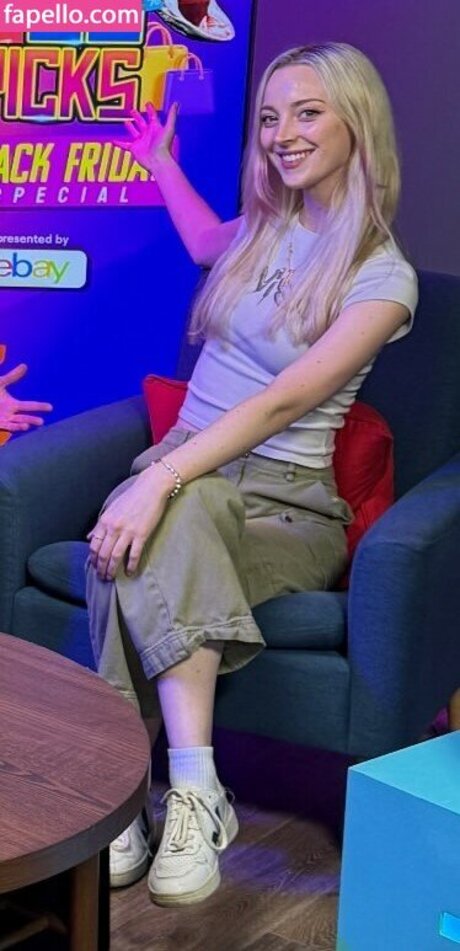 Bubbell star erotic photo