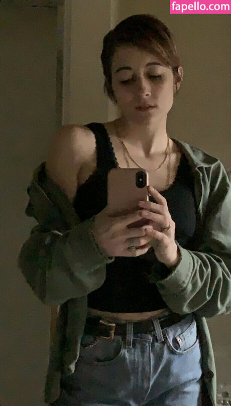 Aidan Noell porn model images