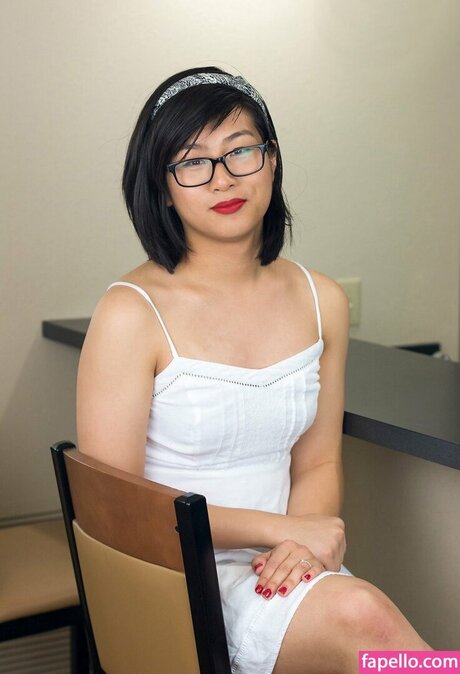 Alina Grace beautiful model photos