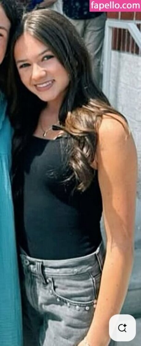 Cailey Fleming xxx model image