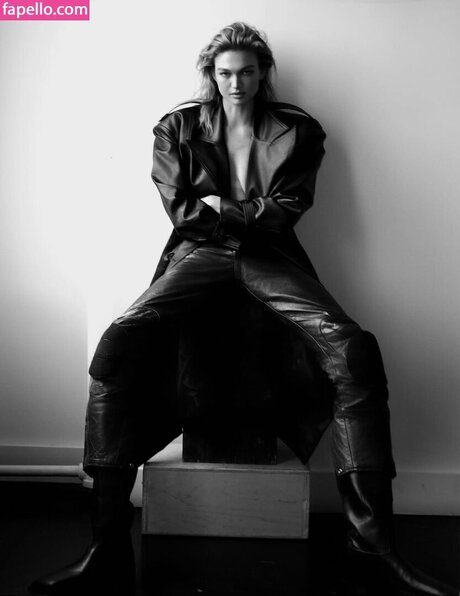 Camille Opp star top galleries