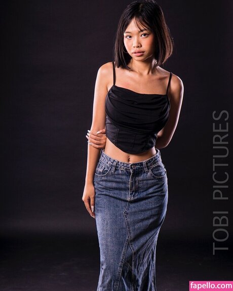 stiwaberi xxx pornstar image