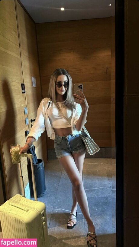 Noemi Demeter xxx star picture