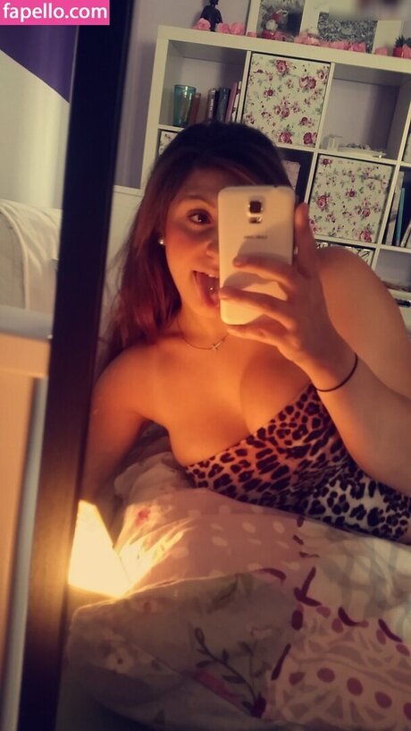 July Johnson exclusive actress image