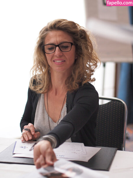 Claudia Black star nude images