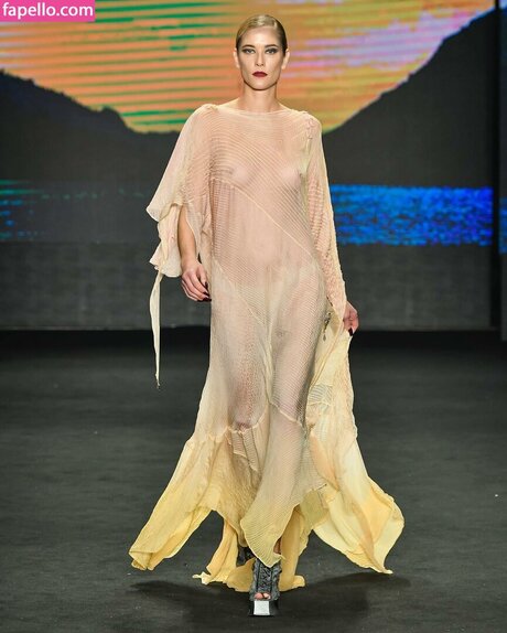 Gianne Albertoni best model pics