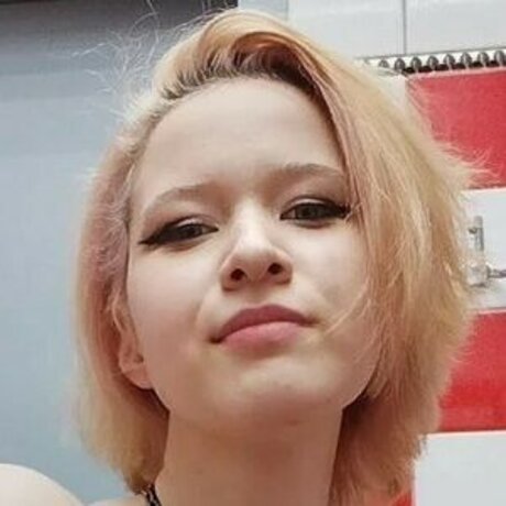 frida reed perfect model photo