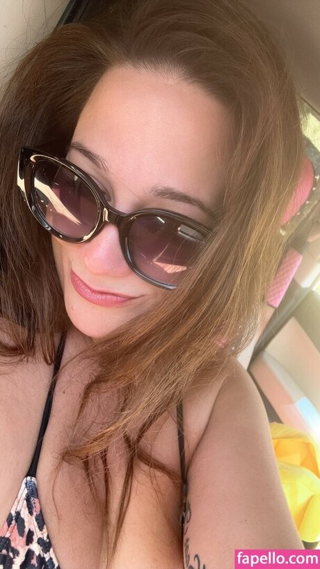 J essence_ exclusive pornstar archive