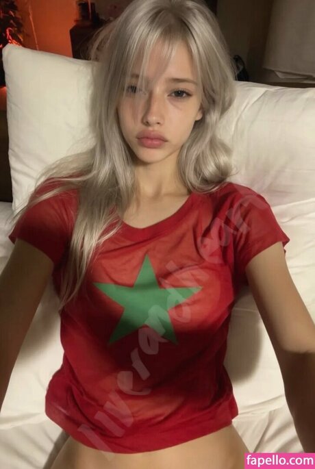 liverandheart star top archive